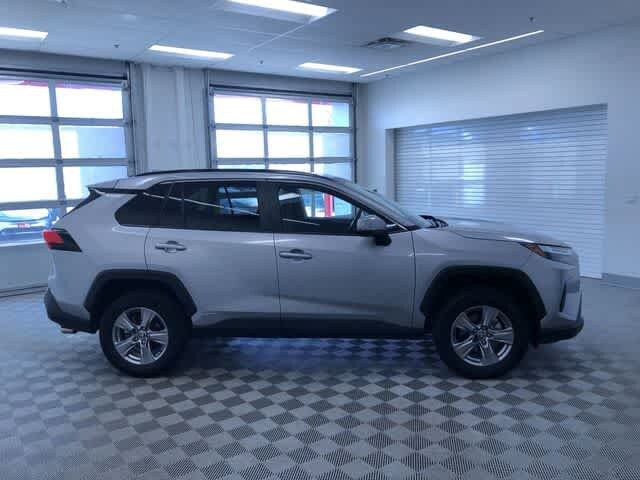 Thumbnail: 2025 Toyota RAV4 - 35