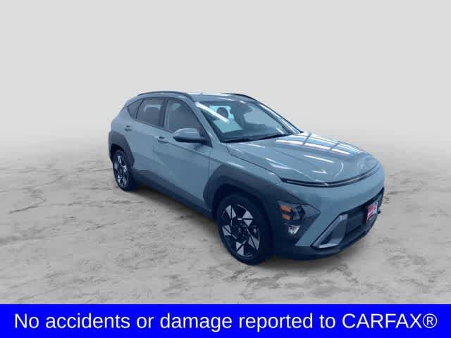 2024 Hyundai Kona SEL photo 3