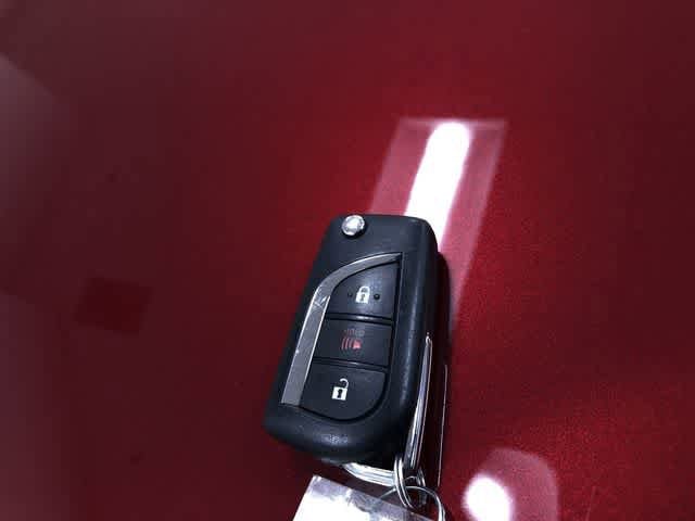 Thumbnail: 2023 Toyota RAV4 - 32