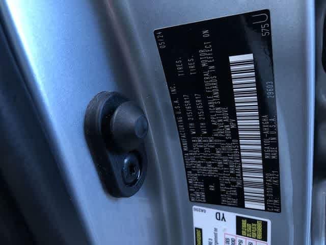 Thumbnail: 2024 Toyota Corolla Cross - 32