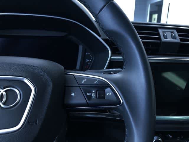 Thumbnail: 2025 Audi Q3 - 26