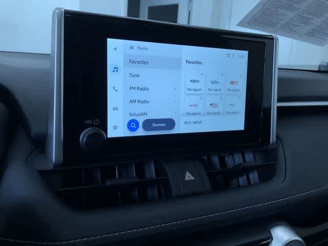 Thumbnail: 2025 Toyota RAV4 - 28