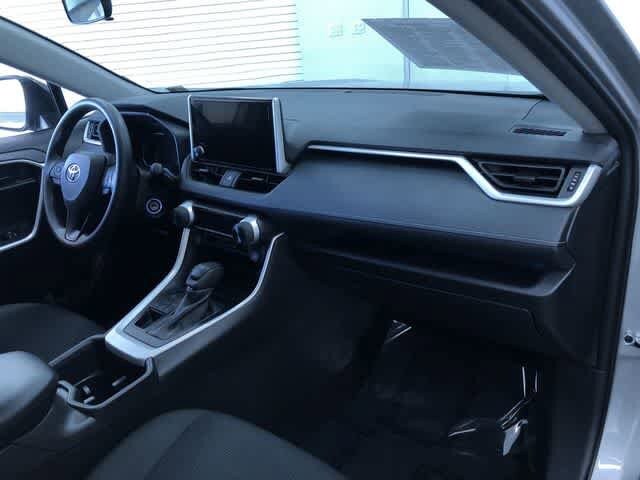 Thumbnail: 2025 Toyota RAV4 - 23