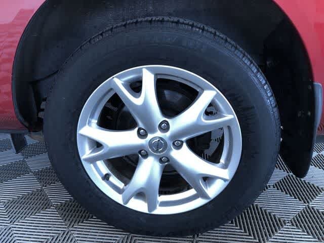 Thumbnail: 2011 Nissan Rogue - 16