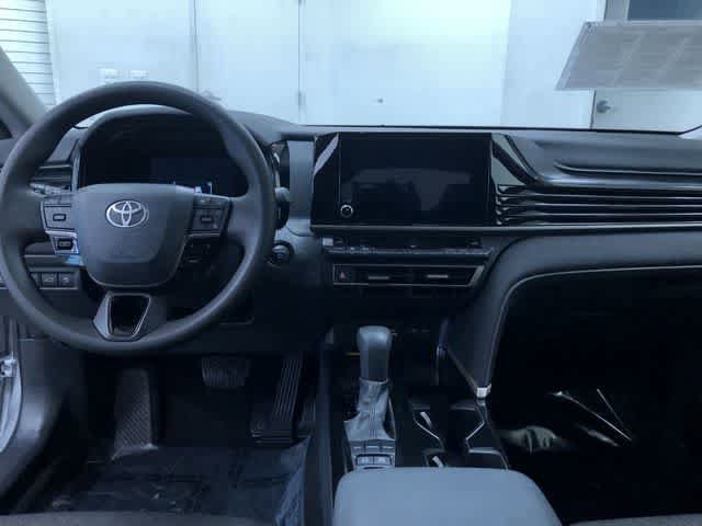 Thumbnail: 2025 Toyota Camry - 18
