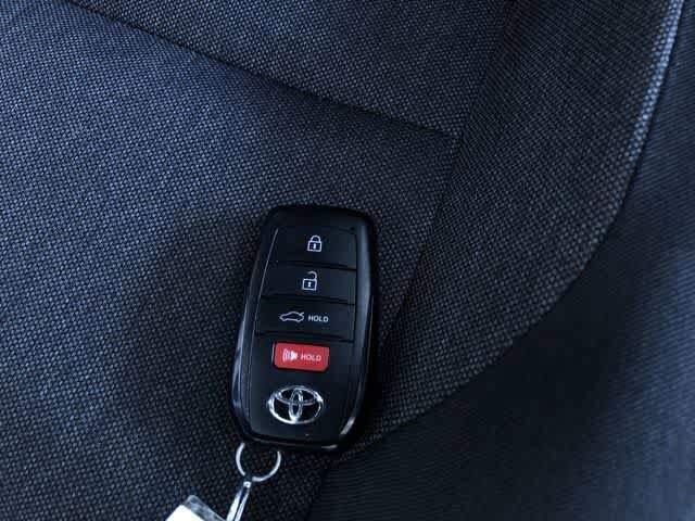 Thumbnail: 2026 Toyota Camry - 31