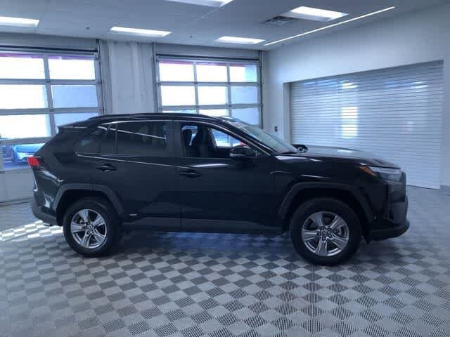 Thumbnail: 2025 Toyota RAV4 - 35