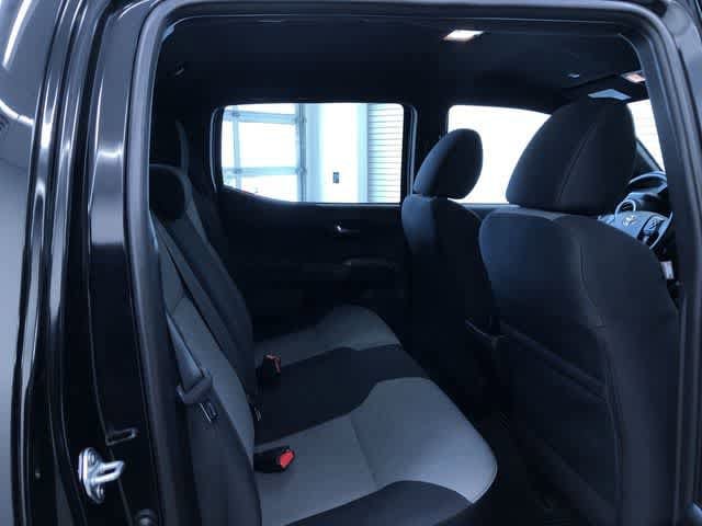 Thumbnail: 2021 Toyota Tacoma - 13