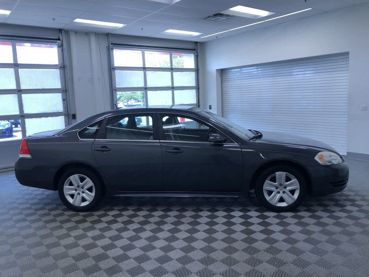 Thumbnail: 2010 Chevrolet Impala - 33
