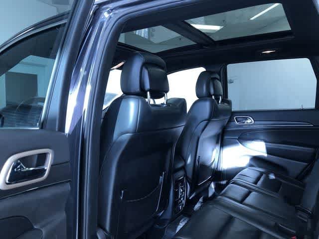 Thumbnail: 2015 Jeep Grand Cherokee - 19