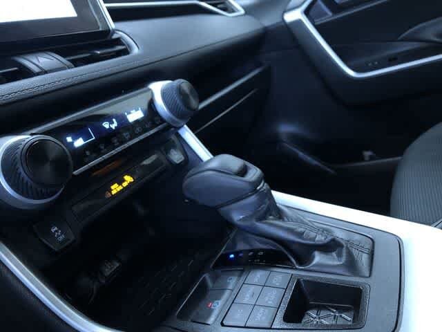 Thumbnail: 2025 Toyota RAV4 - 29