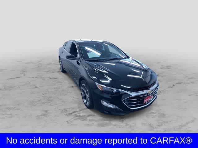 2024 Chevrolet Malibu 1LT photo 3