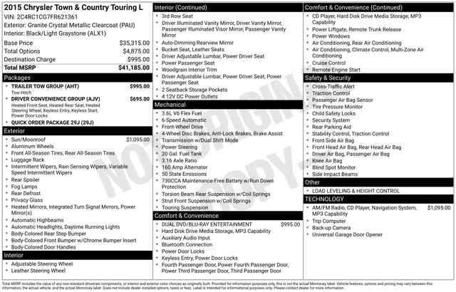Thumbnail: 2015 Chrysler Town & Country - 4