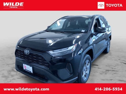 Shop 2025 Toyota RAV4 Hybrid XLE Sport Utility For Sale Milwaukee, Wisconsin