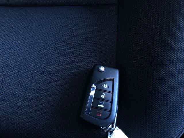 Thumbnail: 2025 Toyota Corolla - 31