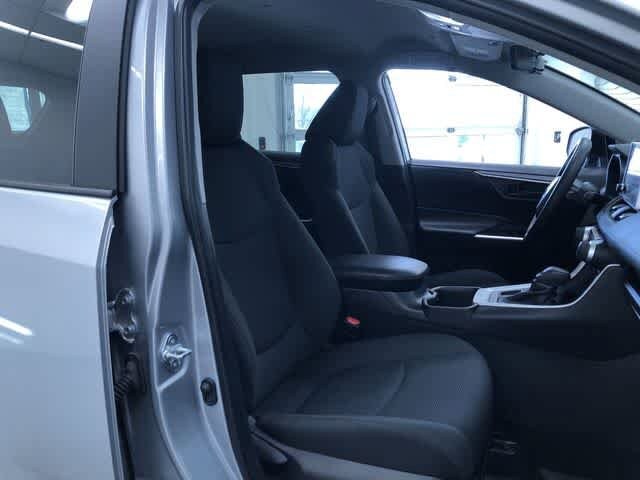 Thumbnail: 2025 Toyota RAV4 - 22