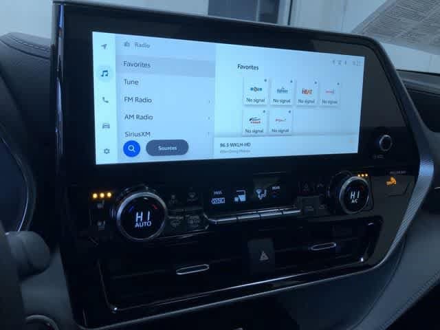 Thumbnail: 2024 Toyota Highlander - 28