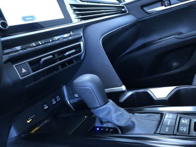 Thumbnail: 2025 Toyota Camry - 28