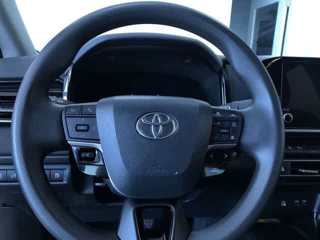 Thumbnail: 2025 Toyota Camry - 24