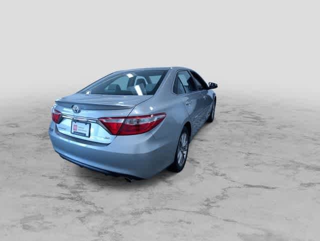 Thumbnail: 2016 Toyota Camry - 10