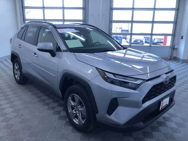 Thumbnail: 2023 Toyota RAV4 - 28