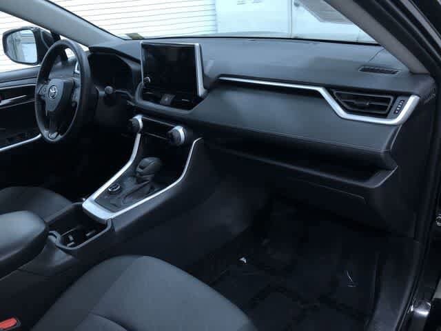 Thumbnail: 2025 Toyota RAV4 - 23