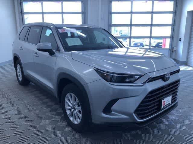 Thumbnail: 2025 Toyota Grand Highlander - 38