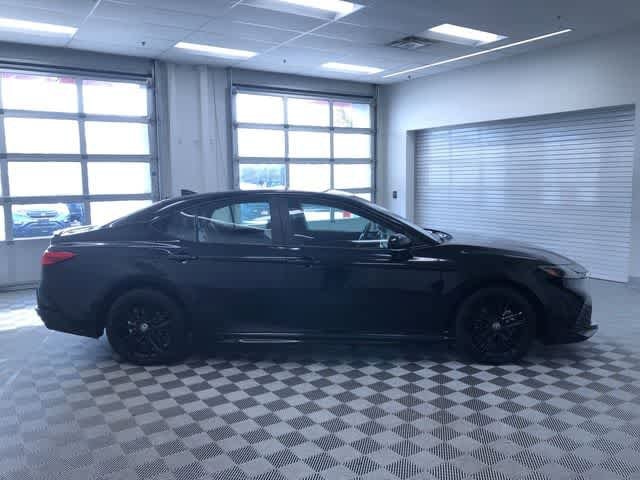 Thumbnail: 2025 Toyota Camry - 27