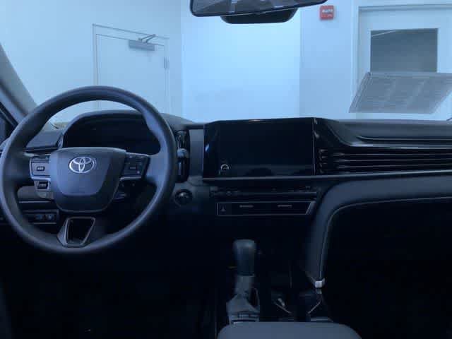 Thumbnail: 2025 Toyota Camry - 18