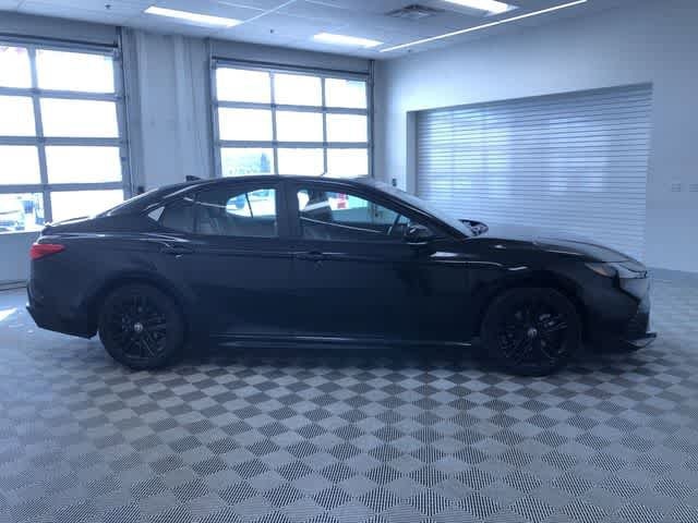 Thumbnail: 2025 Toyota Camry - 34