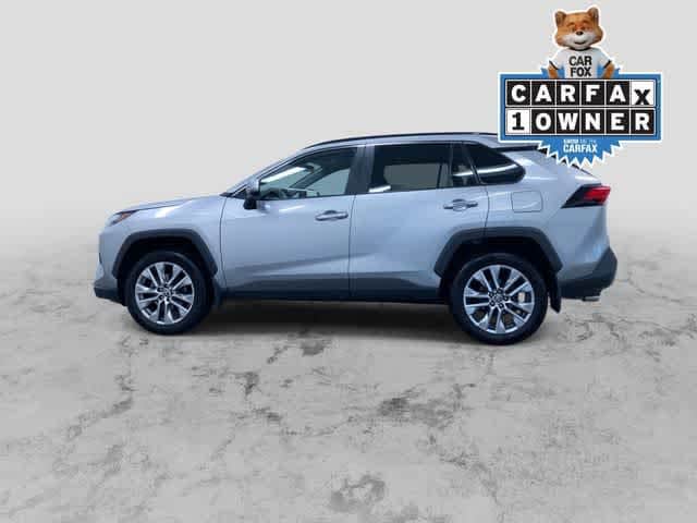 Thumbnail: 2022 Toyota RAV4 - 6