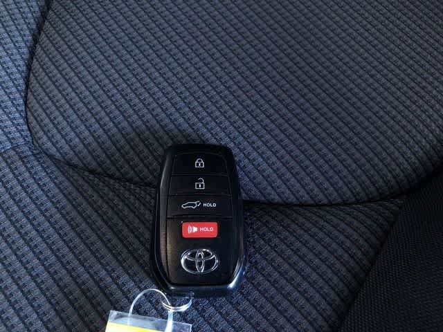 Thumbnail: 2024 Toyota Highlander - 35