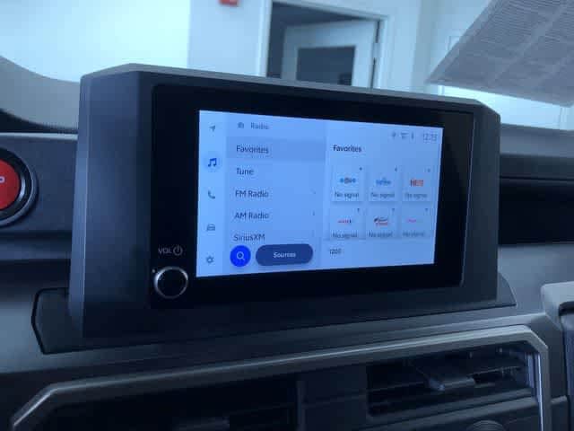 Thumbnail: 2025 Toyota 4Runner - 29