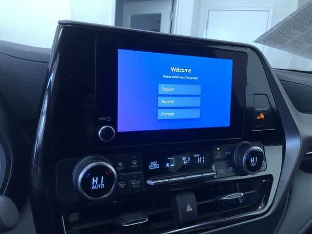 Thumbnail: 2024 Toyota Highlander - 22