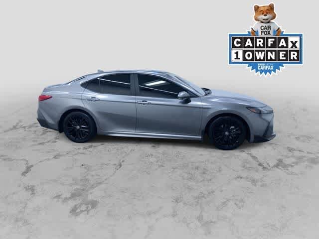 2025 Toyota Camry SE photo 2