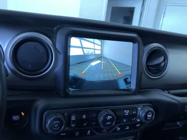 Thumbnail: 2021 Jeep Gladiator - 23