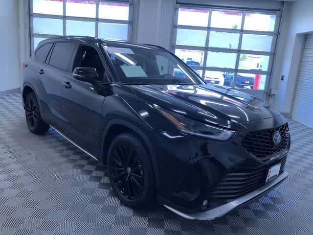 Thumbnail: 2025 Toyota Highlander - 36