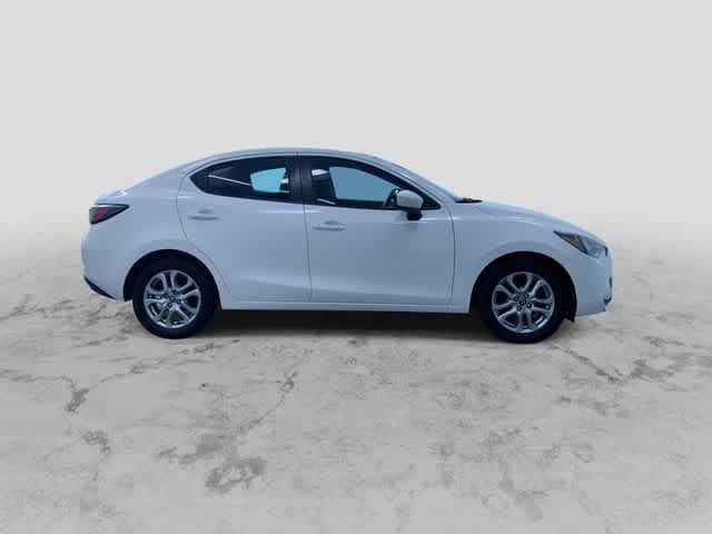 Used 2018 Toyota Yaris iA Base with VIN 3MYDLBYV5JY317320 for sale in West Allis, WI