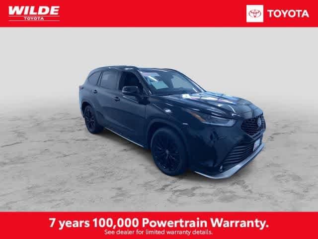 Thumbnail: 2025 Toyota Highlander - 3