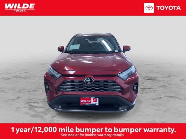 2022 Toyota RAV4 Limited photo 4