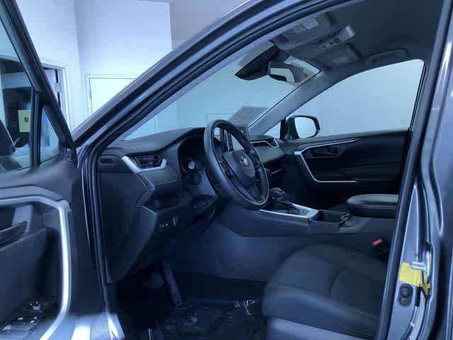 Thumbnail: 2022 Toyota RAV4 - 10