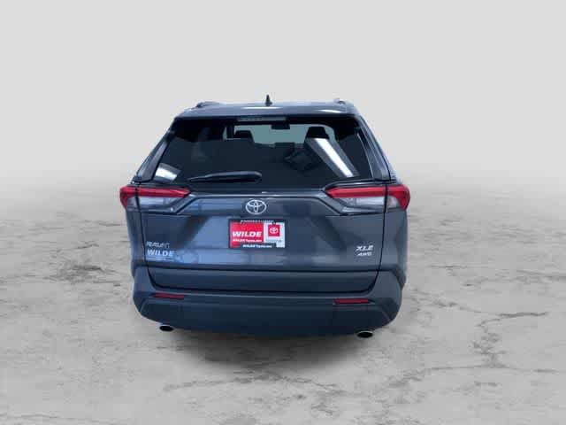 Thumbnail: 2023 Toyota RAV4 - 8