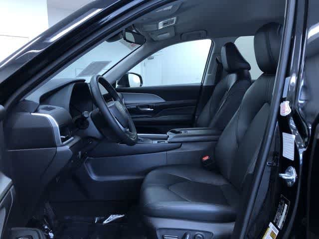 Thumbnail: 2025 Toyota Grand Highlander - 20