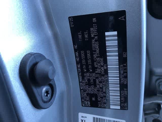 Thumbnail: 2025 Toyota Highlander - 36