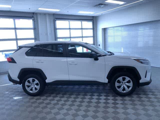 Thumbnail: 2025 Toyota RAV4 - 35