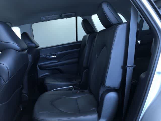 Thumbnail: 2025 Toyota Grand Highlander - 22
