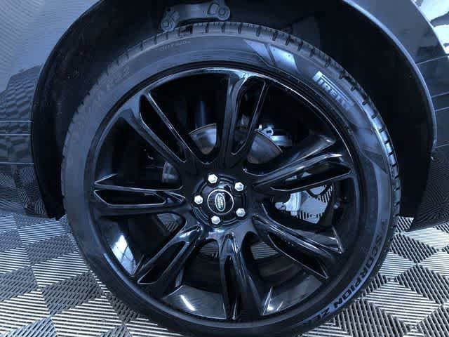 Thumbnail: 2022 Land Rover Range Rover Velar - 16