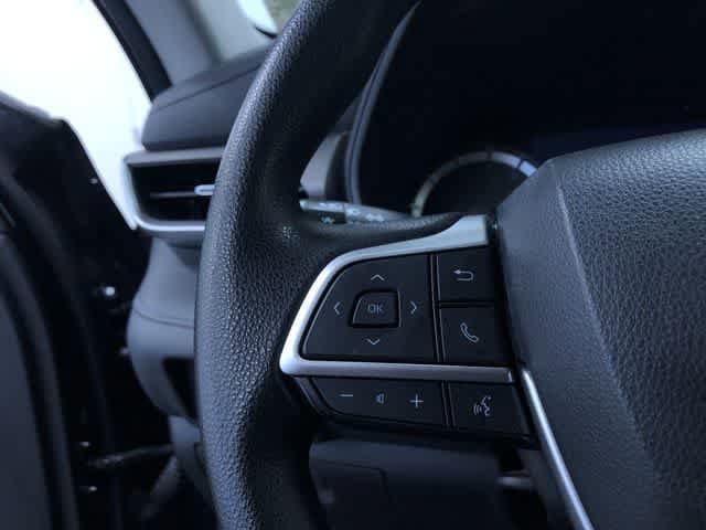 Thumbnail: 2023 Toyota Highlander - 24