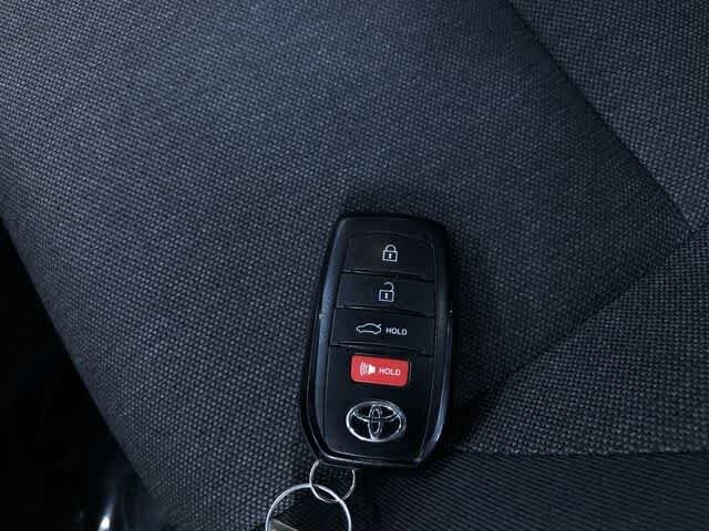 Thumbnail: 2025 Toyota Camry - 31