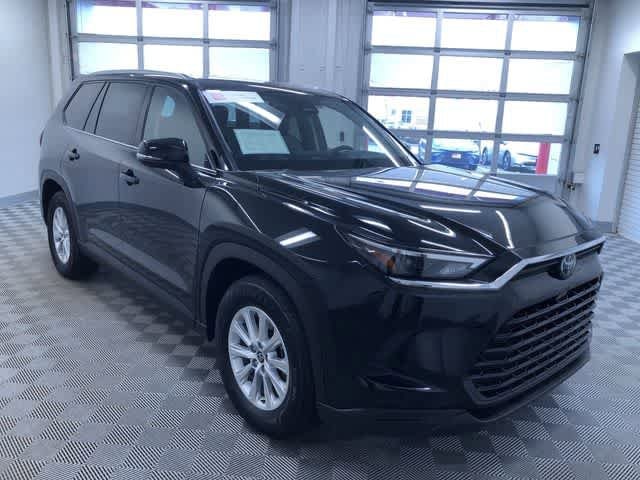 Thumbnail: 2025 Toyota Grand Highlander - 38